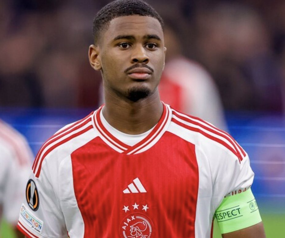 breaking-chelsea-closing-in-on-ps40m-deal-for-jorrel-hato Image