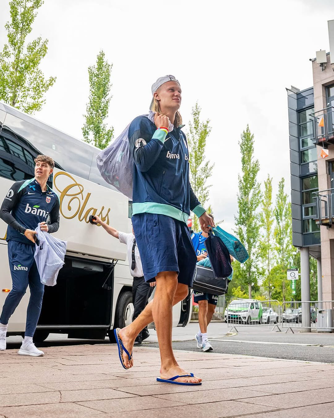 exclusive-haaland-almost-joined-bayern-munich-in-2021 Image