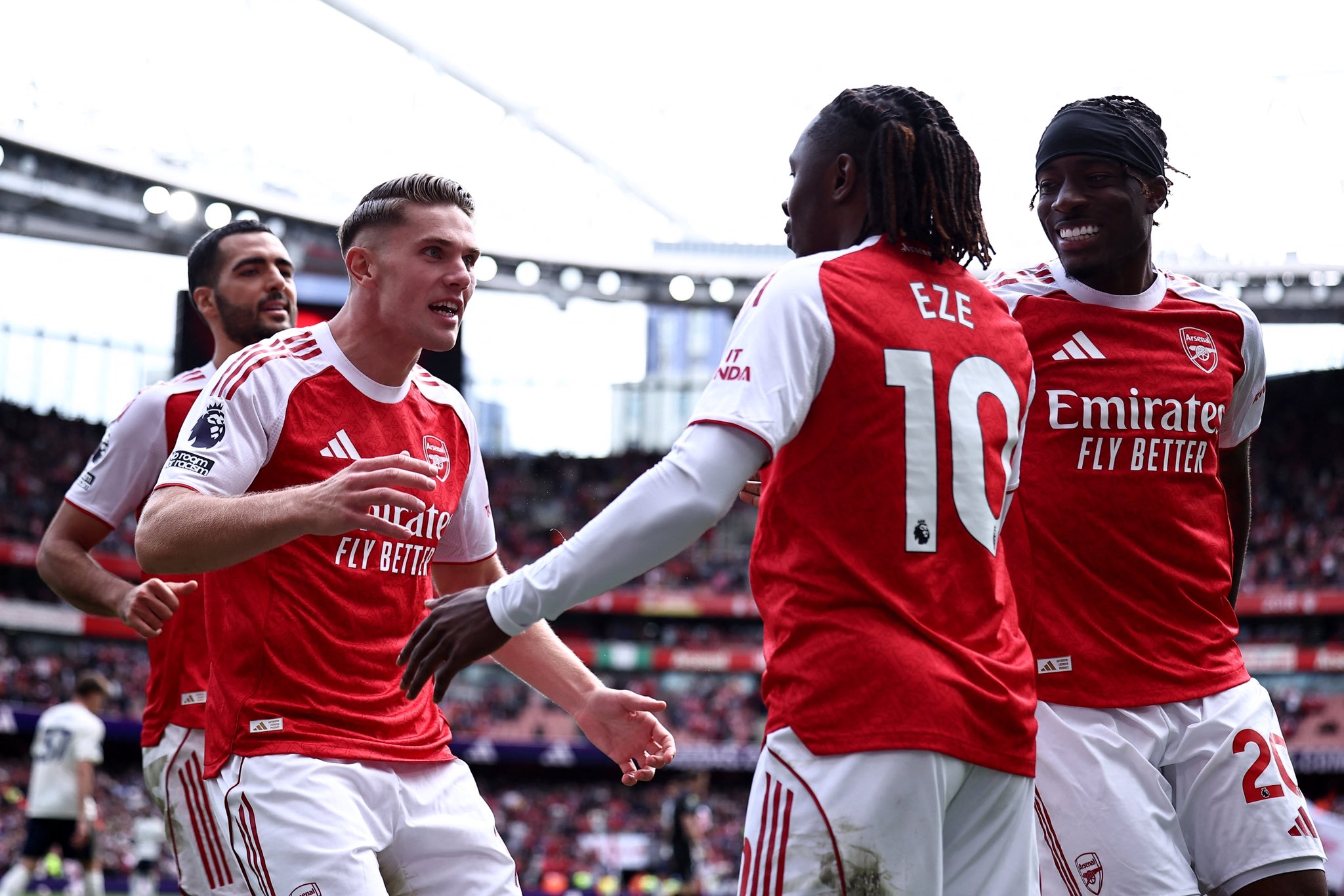 zubimendi-brace-fires-arsenal-past-nottingham-forest Image