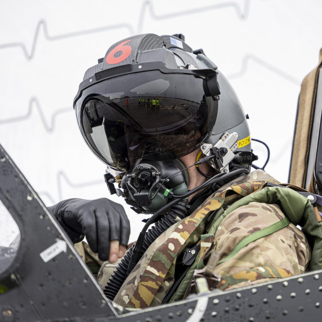 arteta-turns-to-raf-fighter-pilots-as-arsenal-debate-ezes-no10-role Image