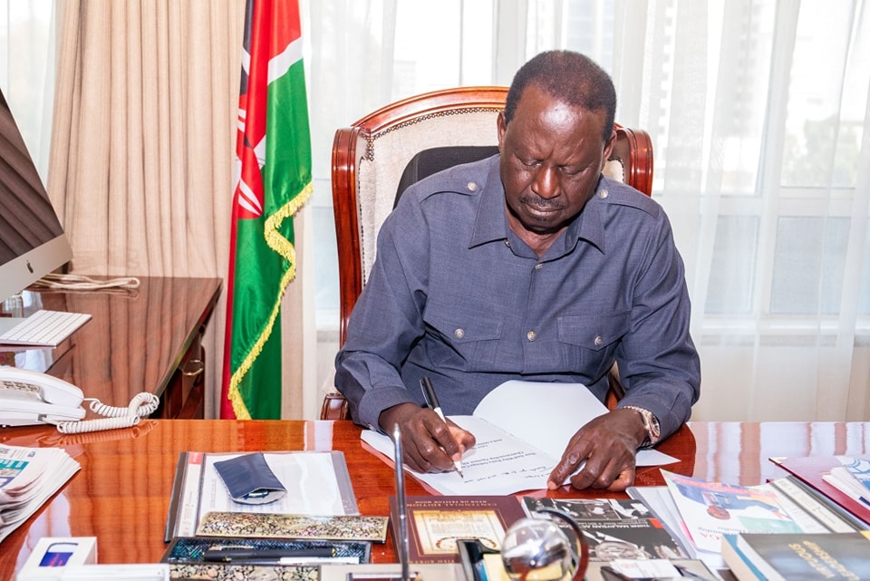 president-ruto-confers-chief-of-the-order-of-the-golden-heart-on-late-pm-raila-odinga Image
