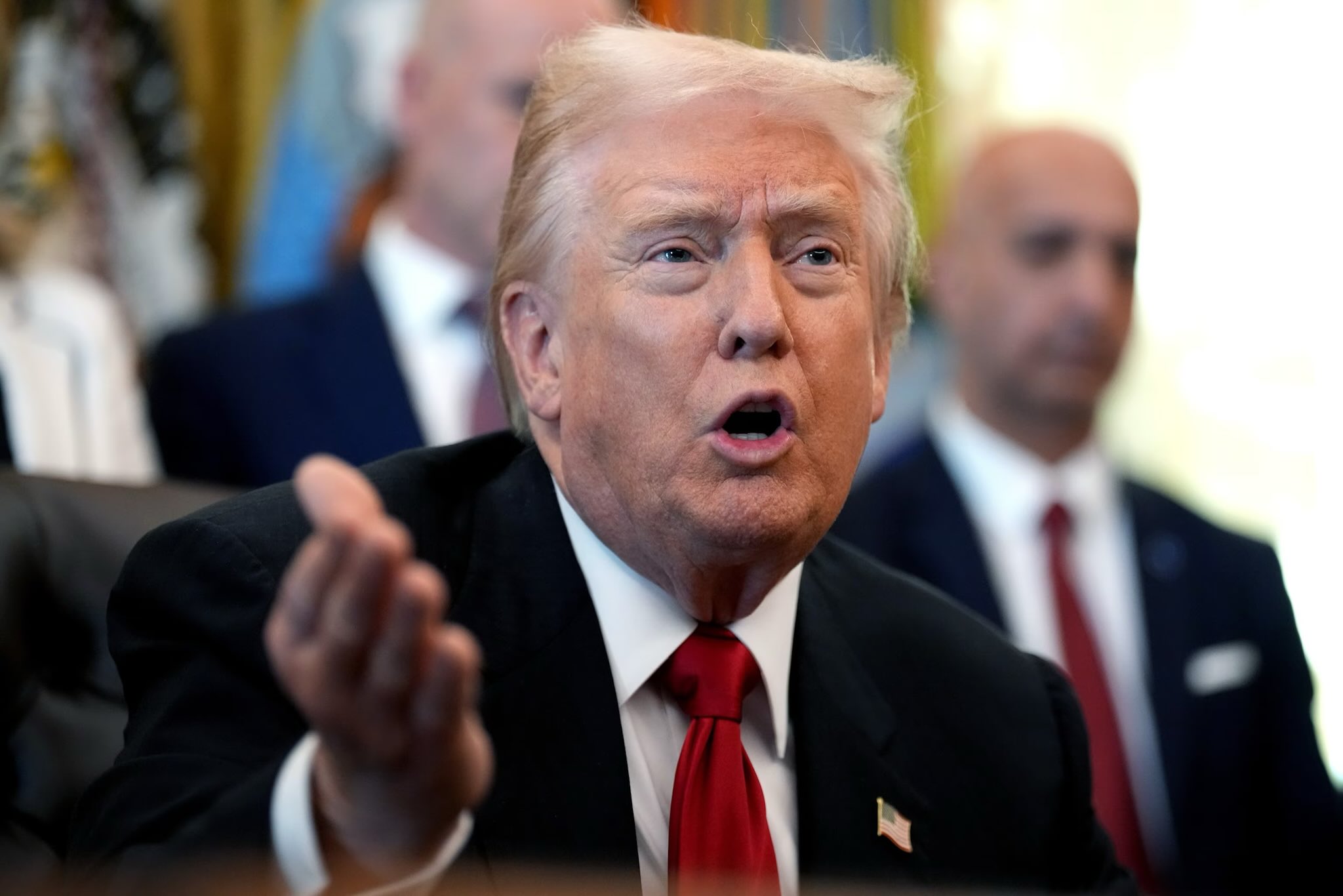 trump-threatens-bbc-with-sh645-billion-lawsuit-over-misleading-speech-edit Image