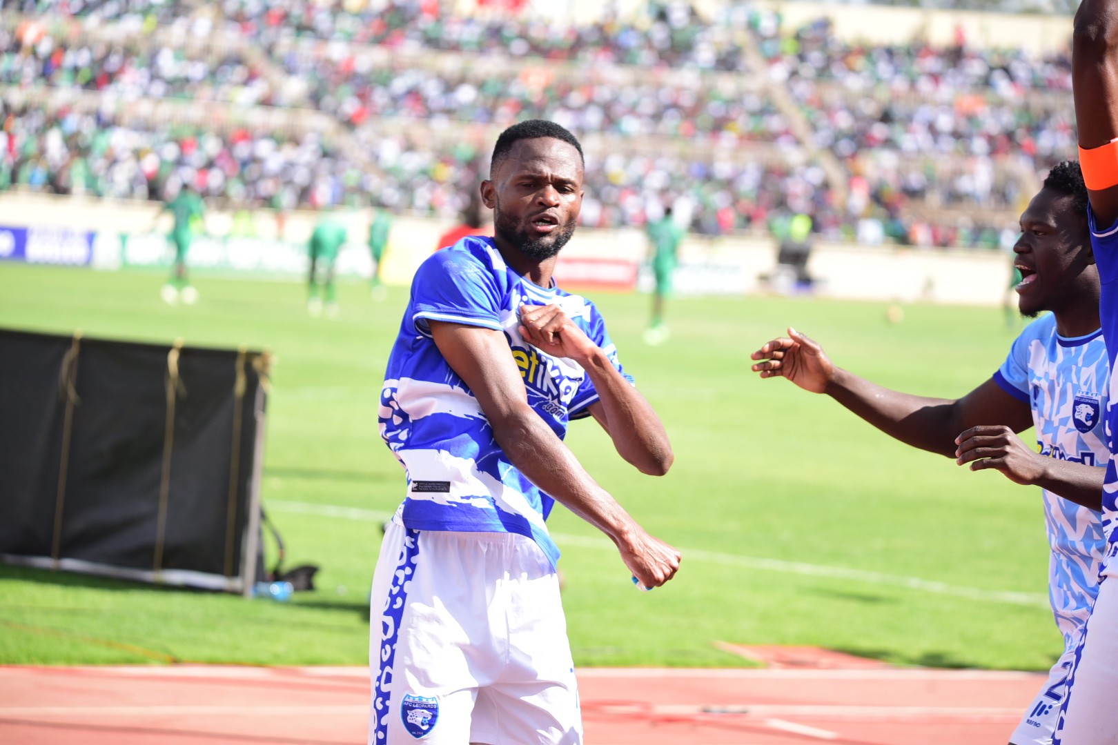 late-winner-seals-dramatic-2-1-victory-for-afc-leopards-over-ulinzi-stars Image