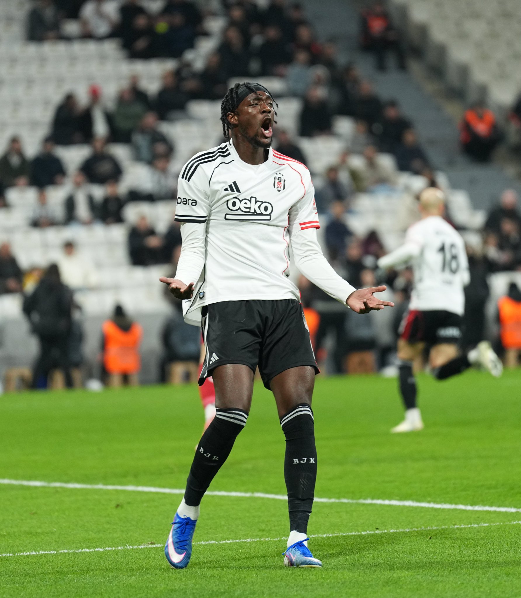 aston-villa-set-to-re-sign-tammy-abraham-recall-leon-bailey Image