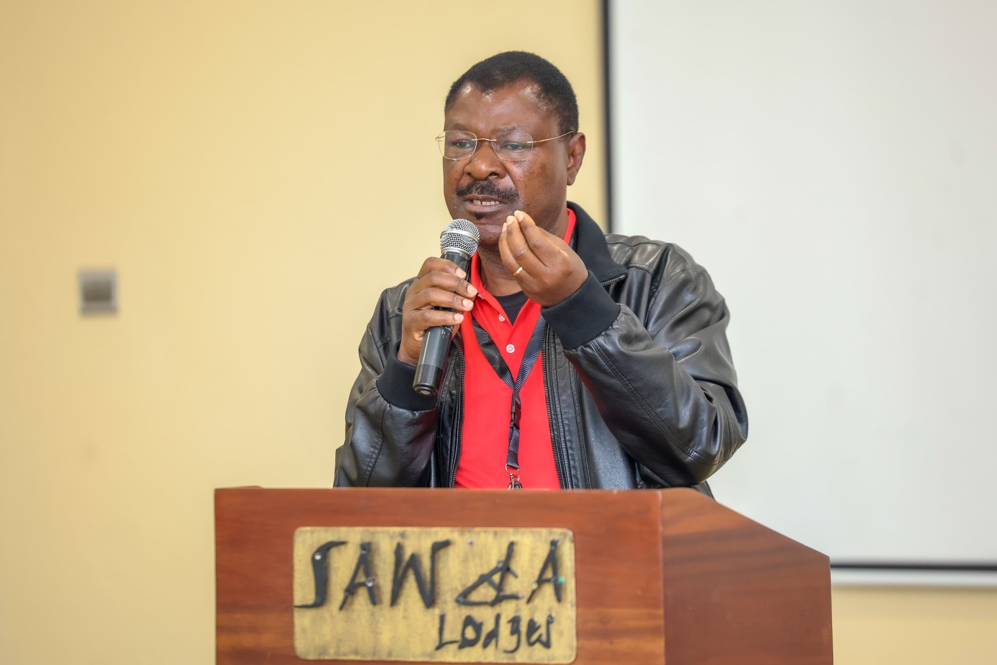 wetangula-grilled-by-dci-over-jirongo-death Image
