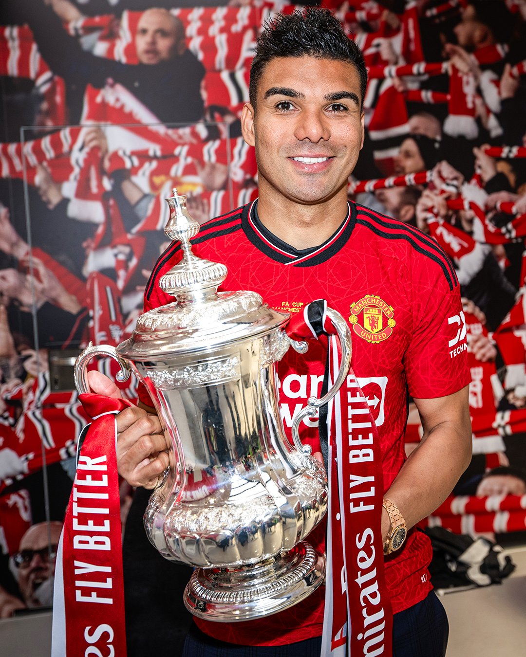 manchester-united-confirm-casemiro-departure-after-trophy-laden-spell Image