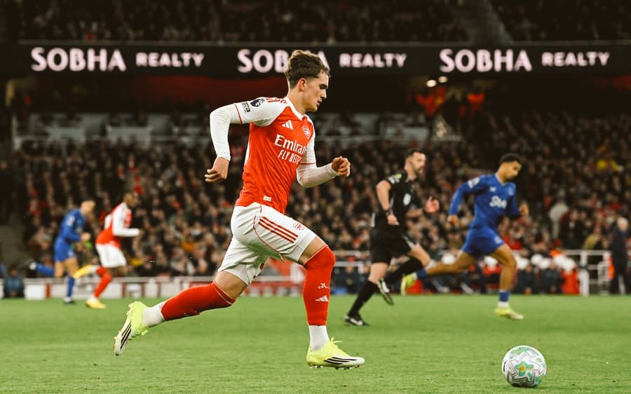 arsenal-beat-everton-to-strengthen-premier-league-title-charge Image