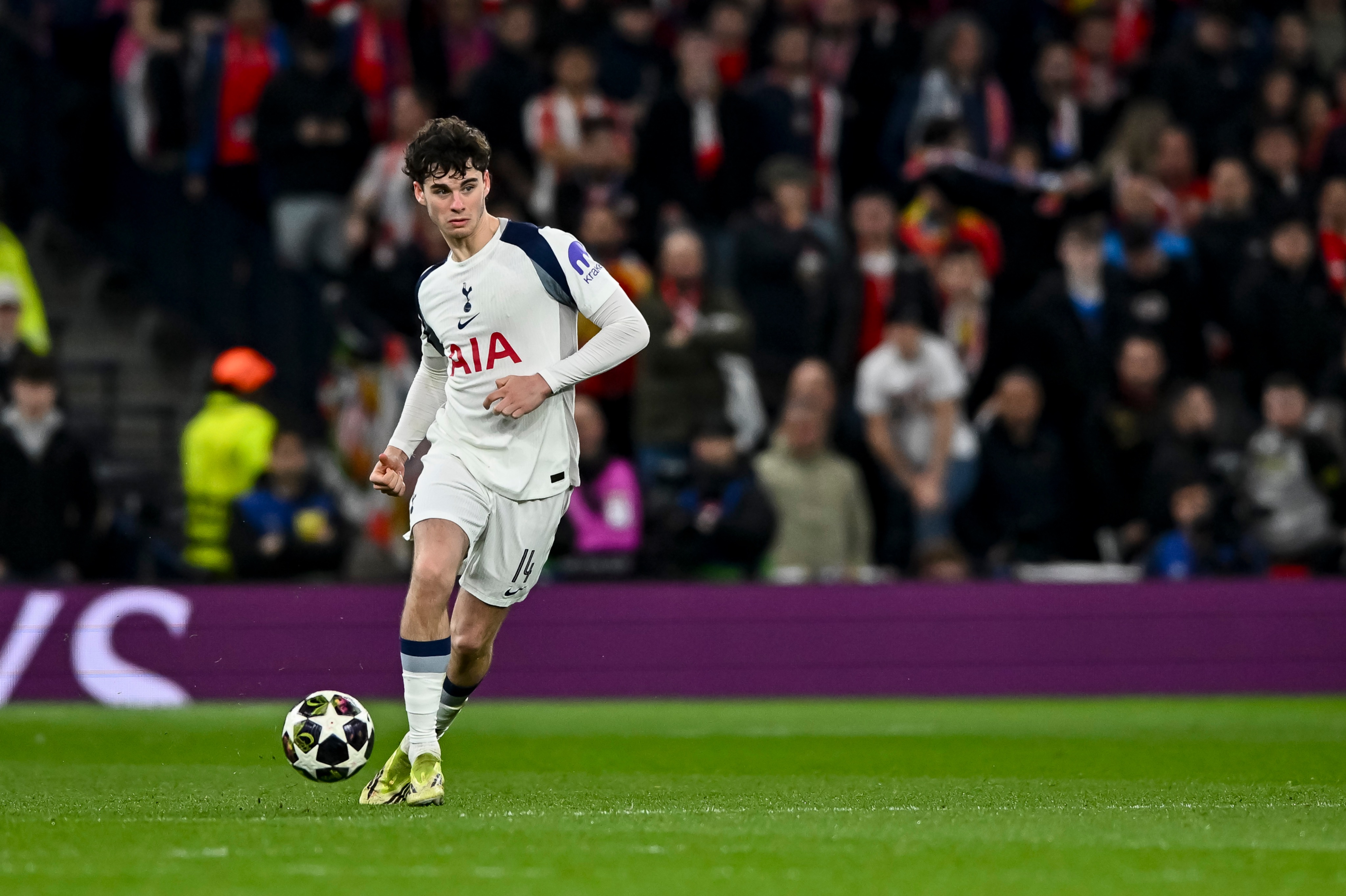 atletico-edge-tottenham-in-high-scoring-champions-league-thriller Image