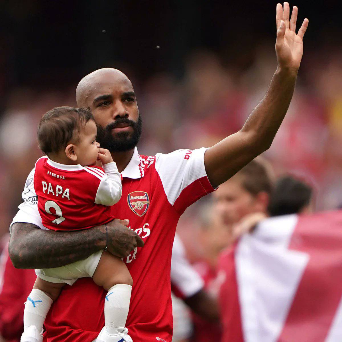 lacazette-says-hell-be-at-parade-as-gunners-edge-closer-to-premier-league-crown Image