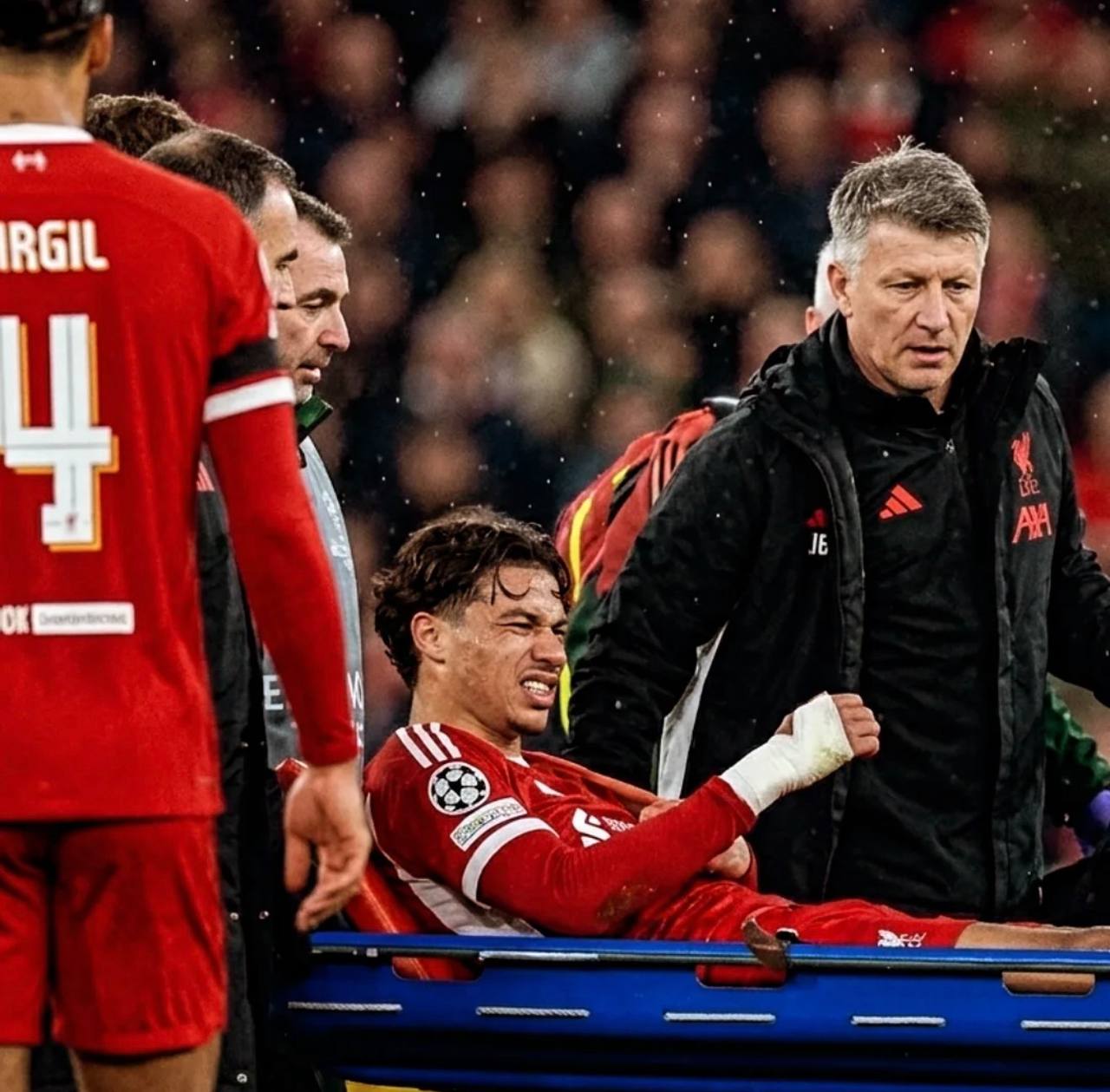 liverpool-confirm-season-ending-injury-for-hugo-ekitike Image