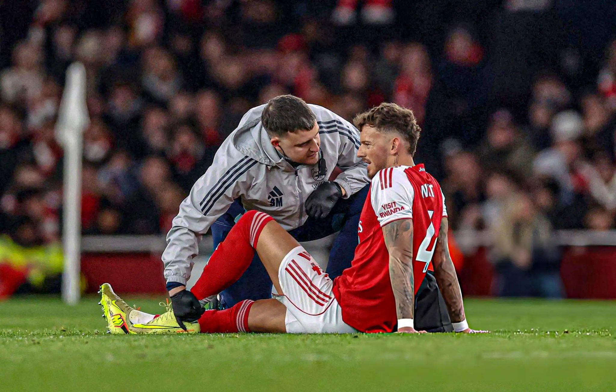 ben-white-to-miss-remainder-of-season-after-west-ham-injury Image