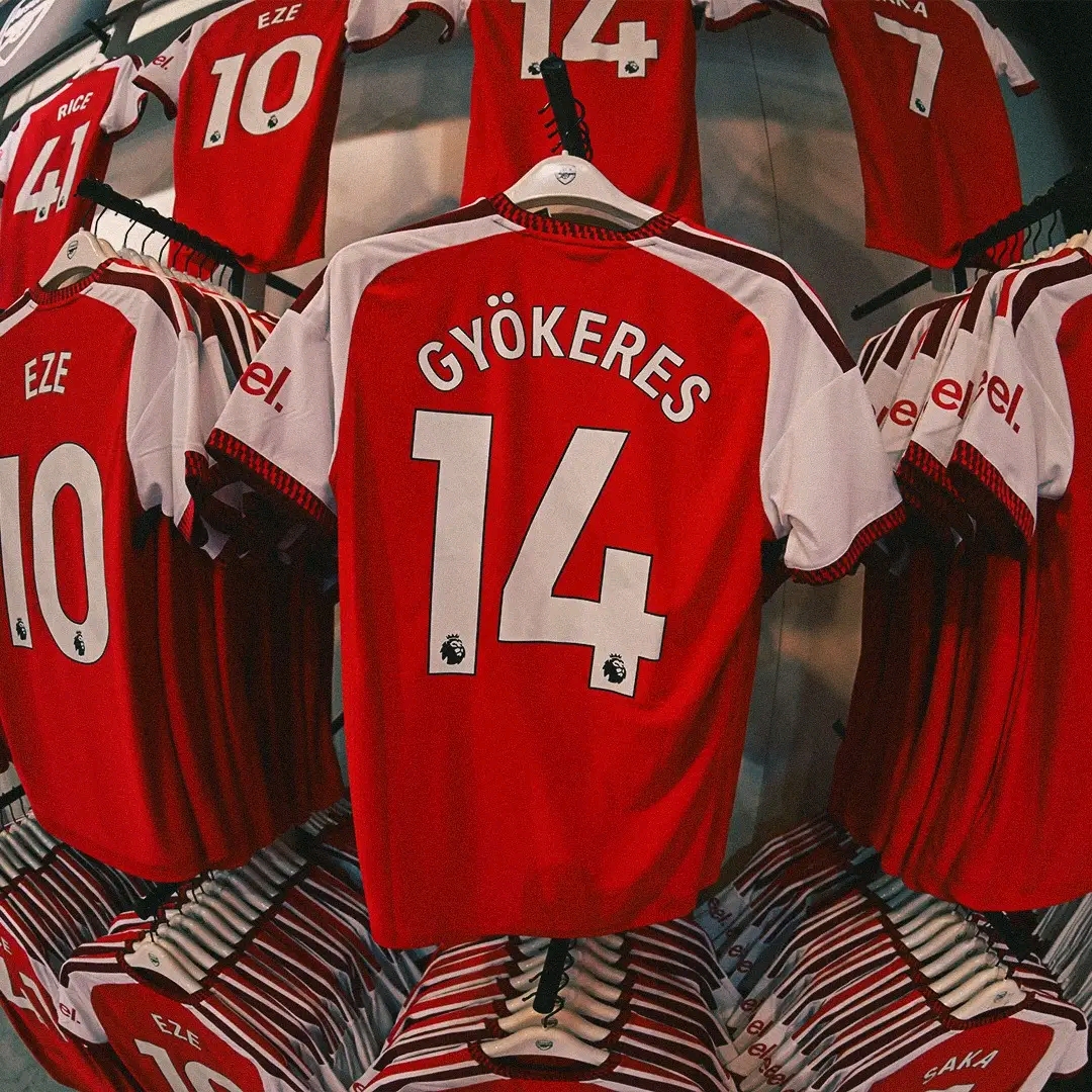 arsenal-unveil-new-home-kit-for-202627-season Image