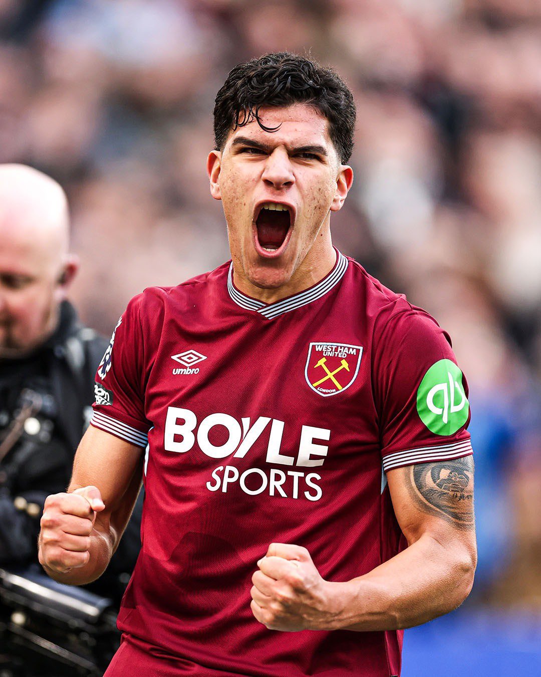 united-open-talks-for-west-ham-midfield-star-as-transfer-negotiations-begin Image