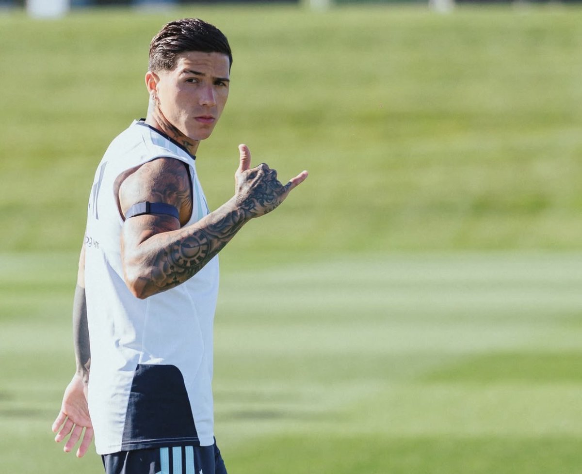 real-madrid-prepare-ps100m-bid-for-enzo-fernandez-amid-midfield-overhaul Image