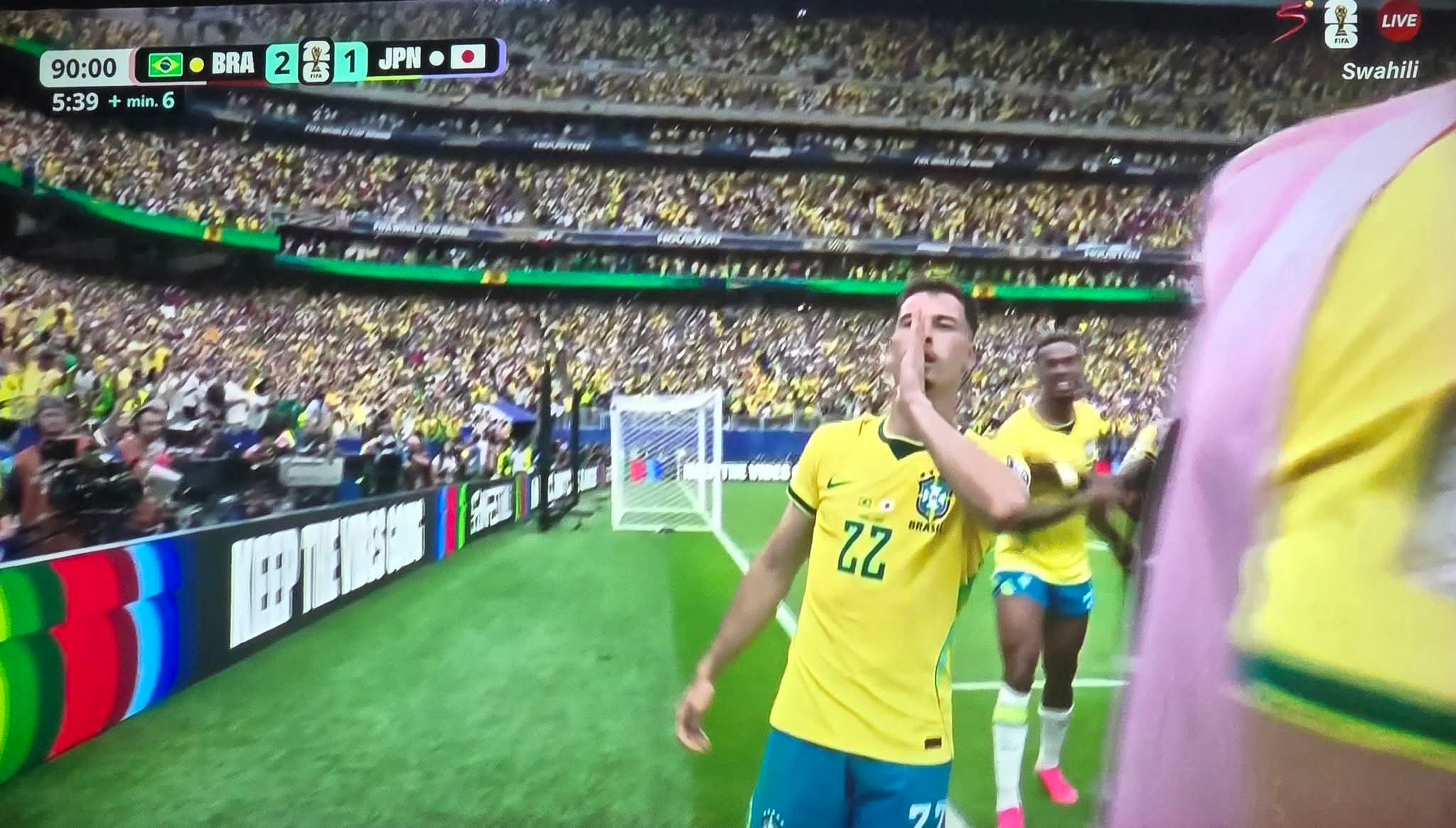 gabriel-martinellis-late-winner-sends-brazil-into-world-cup-round-of-16 Image