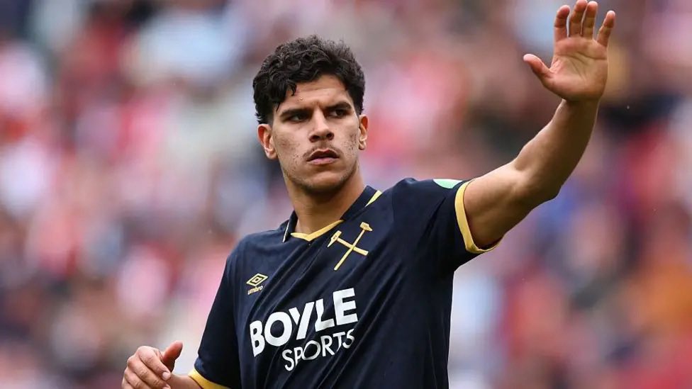 tottenham-agree-ps85m-deal-for-mateus-fernandes-in-major-transfer-move Image