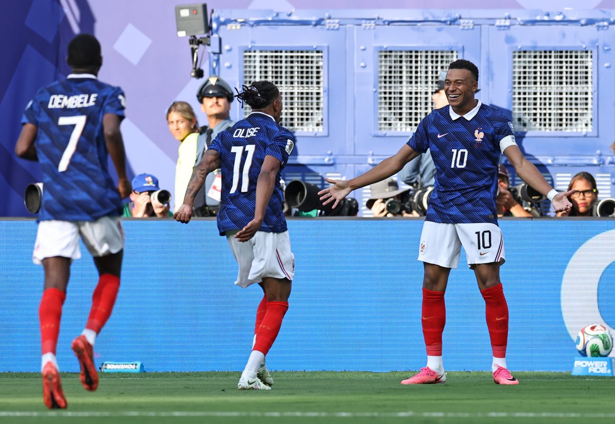 mbappe-shines-as-france-cruise-past-sweden-sets-new-world-cup-record Image