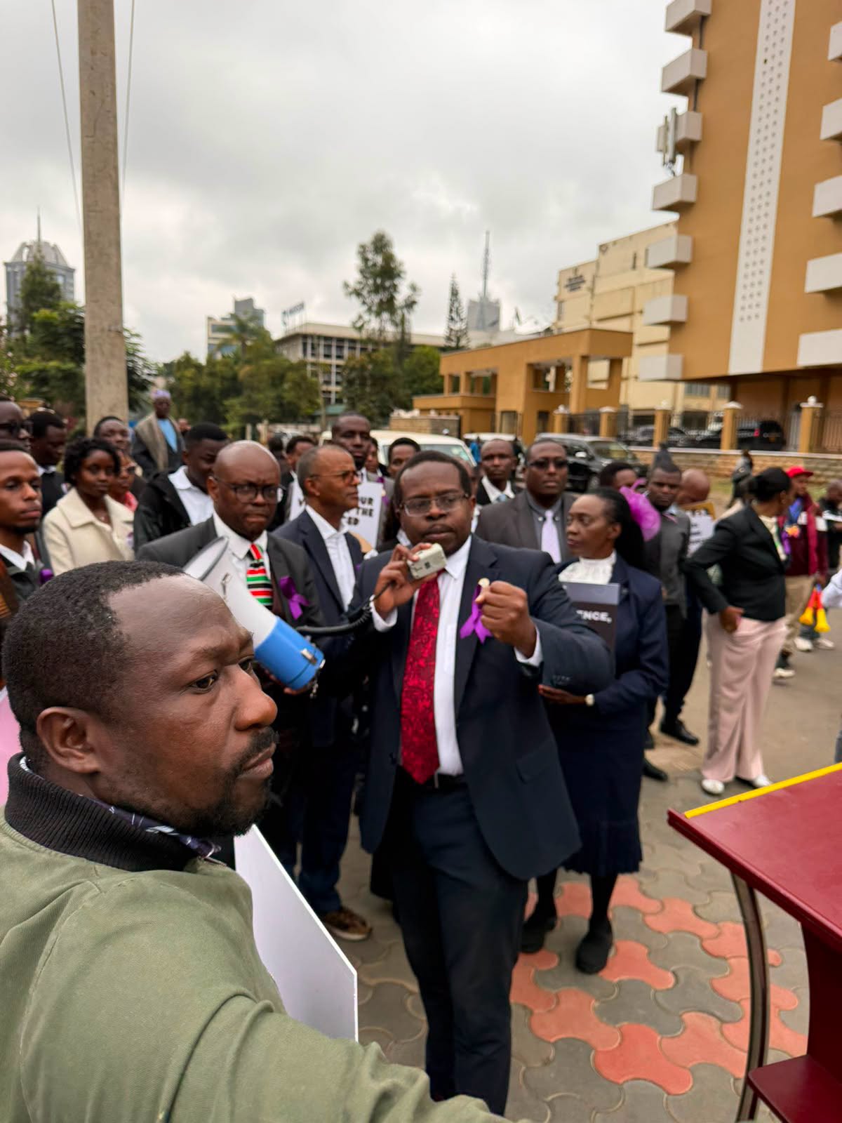 lawyers-stage-purple-ribbon-walk-demand-justice-for-slain-colleagues Image