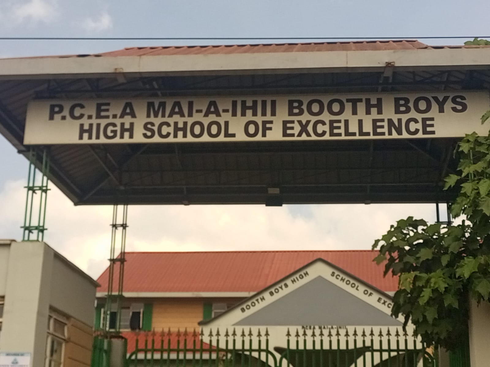 pcea-mai-a-ihii-booth-high-school-closed-indefinitely-after-principal-board-chair-arrest Image