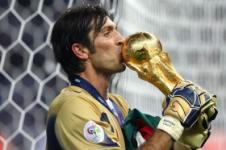 thats-all-folks-italy-legend-buffon-hangs-up-his-gloves Image