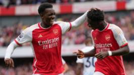 arsenal-survive-forest-scare-to-make-winning-premier-league-start Image