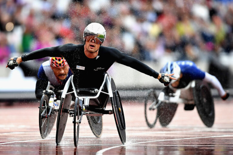Tokyo Paralympics gold medalist dominates wheelchair race again.